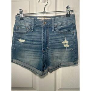 Hollister Distressed Cuffed Denim Natural Waist Short Shorts 2"‎ Size 0 NWT 24